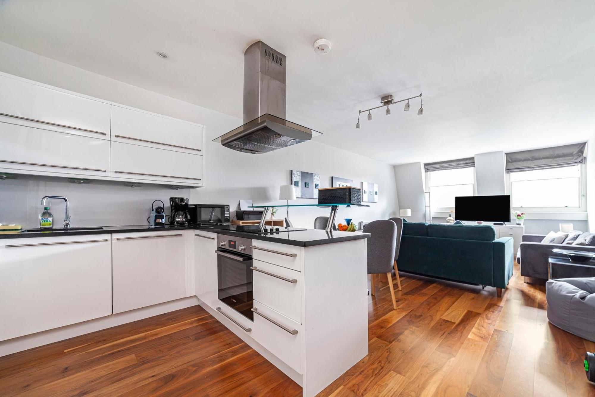 Deluxe Holborn Two Bedroom Apartment London Exteriör bild